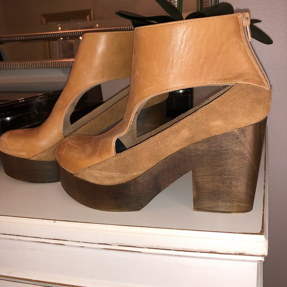 Free People clogs